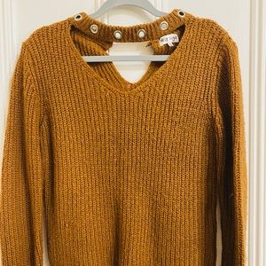 Camel color relaxed sweater designed with a choker necklace